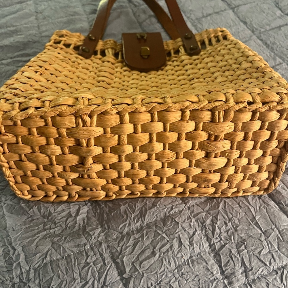 Etienne Aigner vintage 60’s straw tote/satchel handbag with signature maroon - Picture 3 of 7